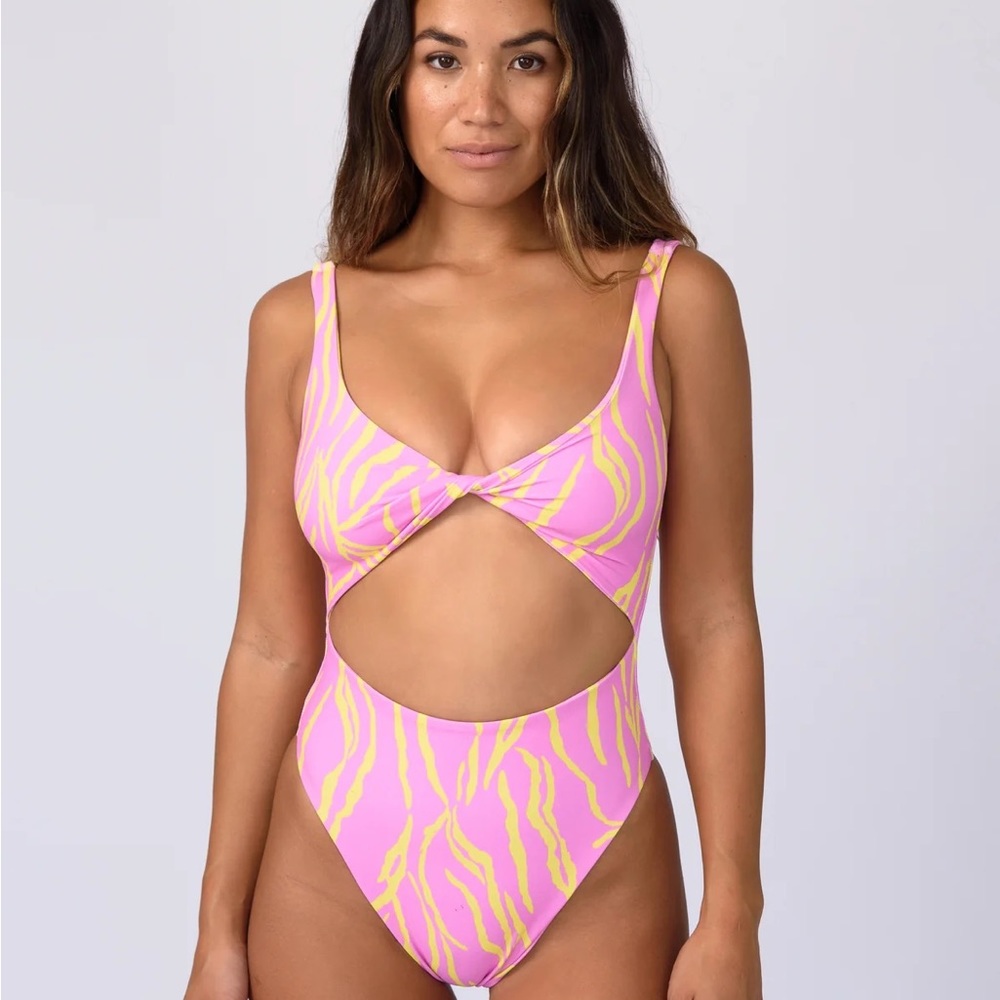 Skatie Chloe One Piece Cabo